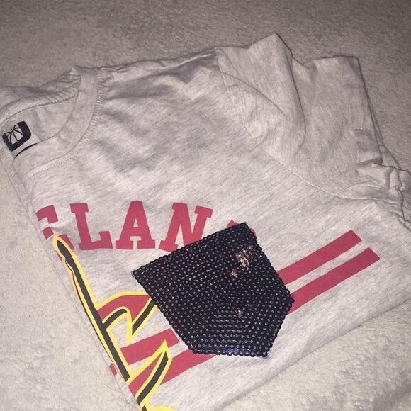 Women’s NWOT NBA Cleveland Cavaliers t-shirt - Picture 8 of 8